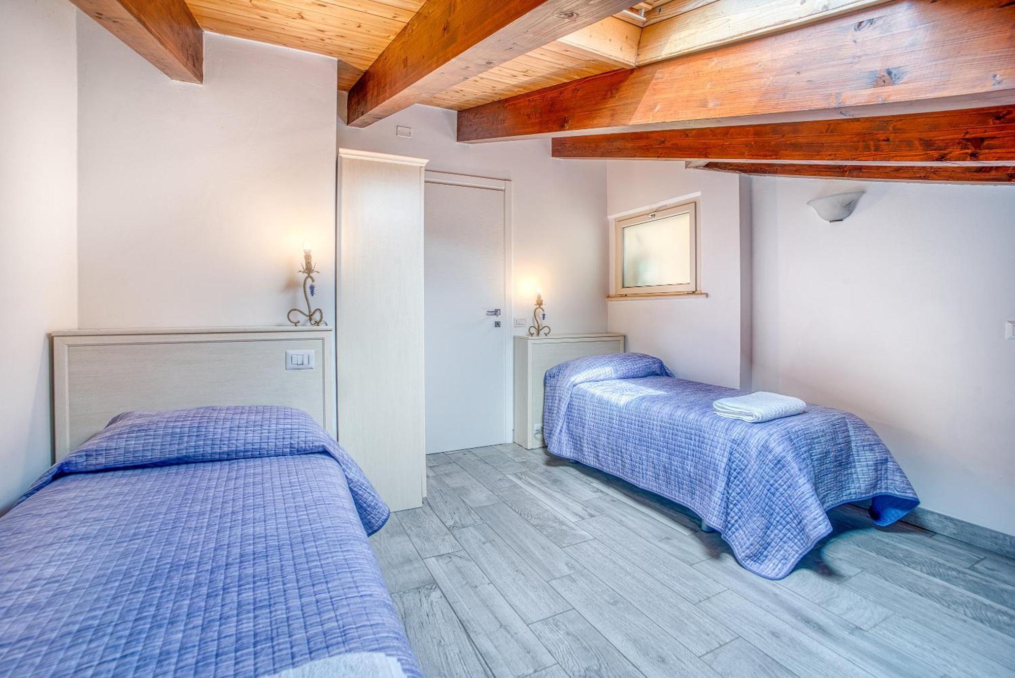 Casavacanzelemore - Casa Zoe Valfabbrica Buitenkant foto
